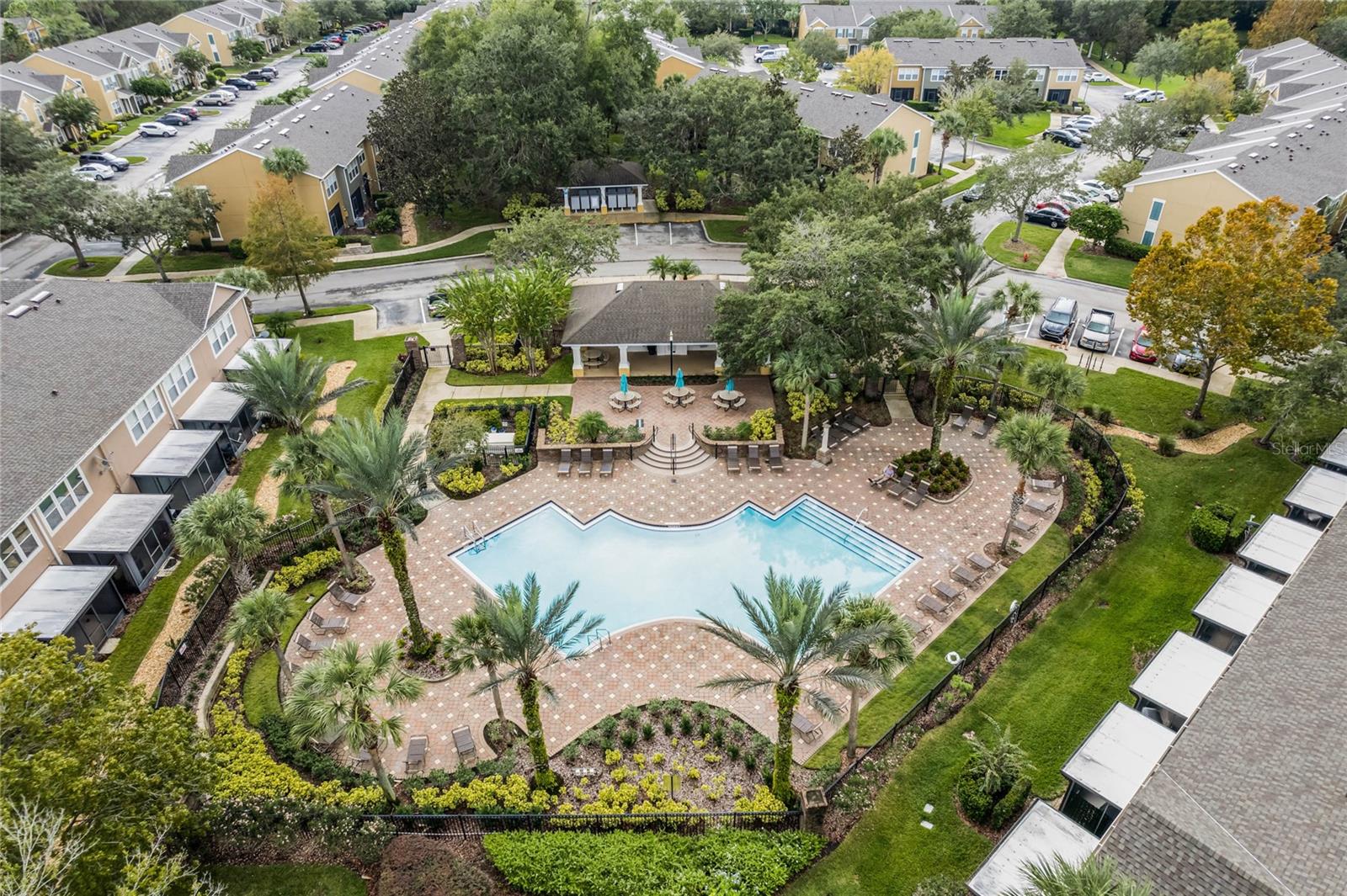 REGENCY OAKS UNIT ONE - Residential