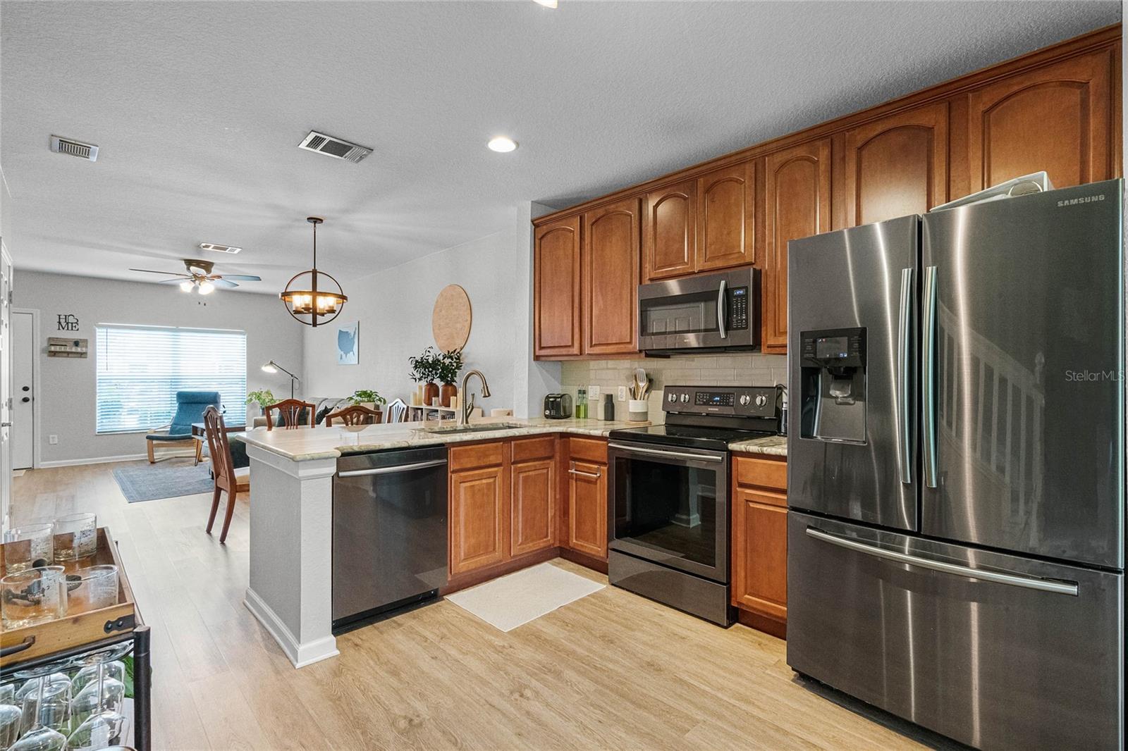 REGENCY OAKS UNIT ONE - Residential