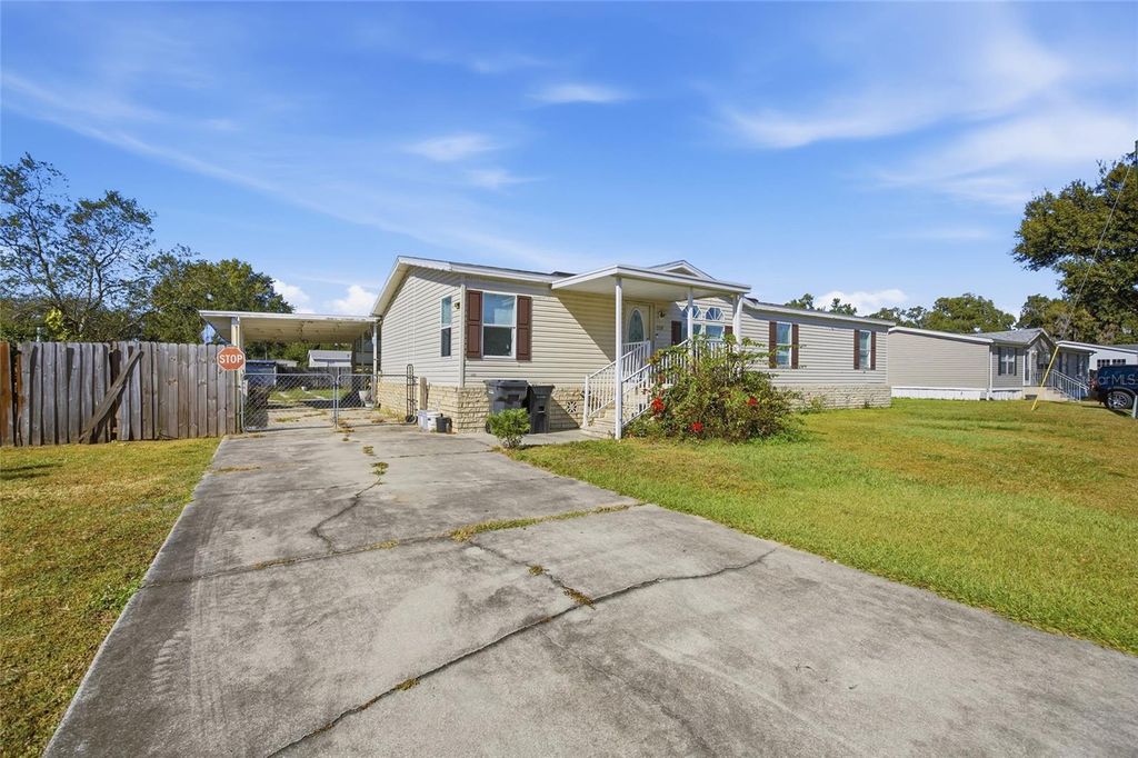 Photo of 3578 Pioneer Trails Boulevard E, Lakeland, FL 33810 (MLS # TB8449165)