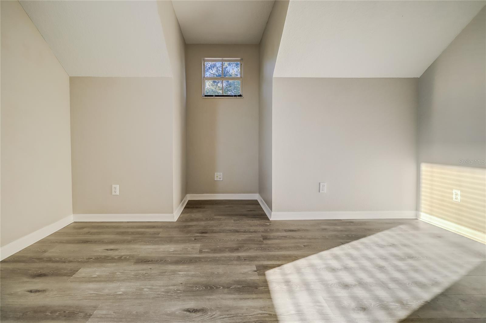 SOMERSET TR E - Residential