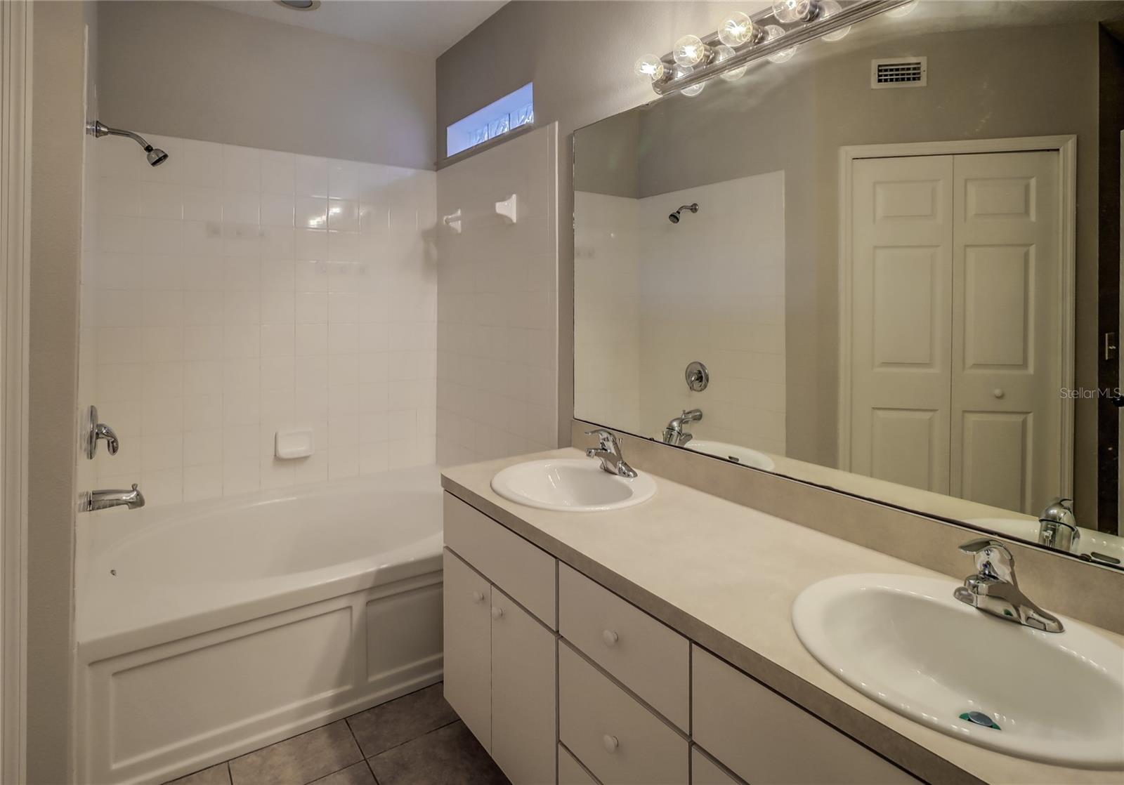 SOMERSET TR E - Residential