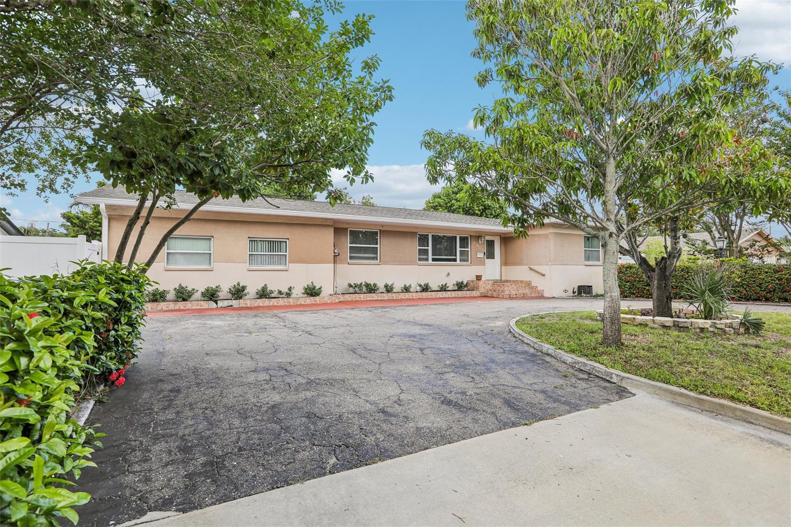2709 49TH STREET N