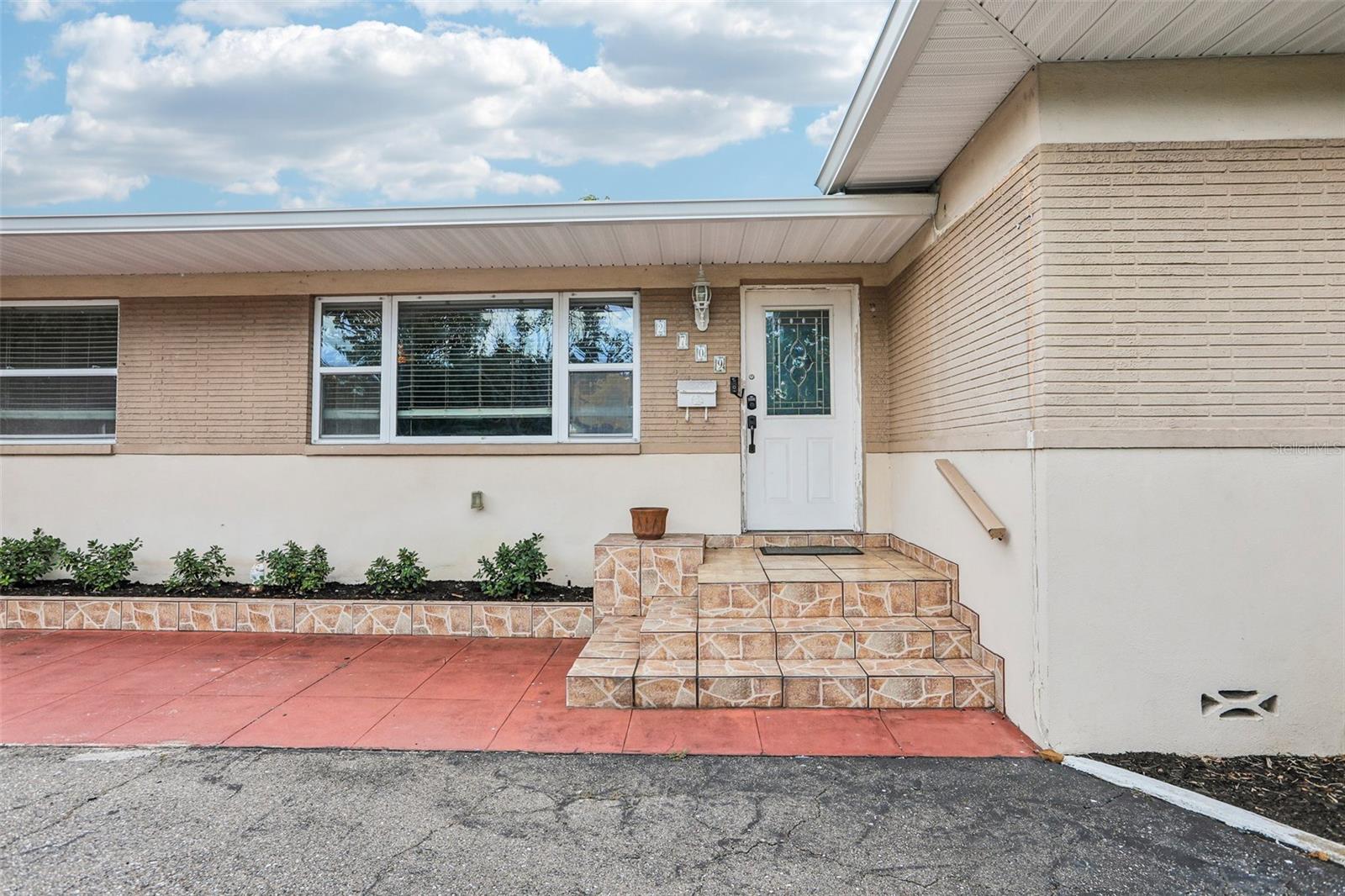 2709 49TH STREET N