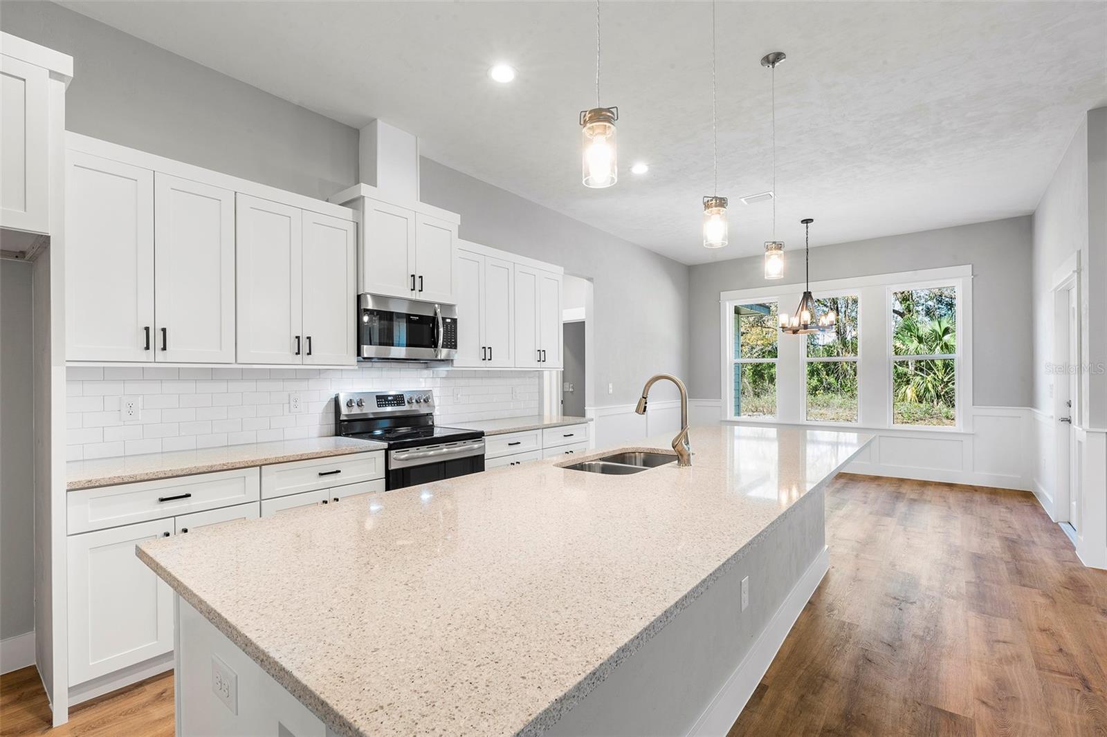 KIMBERLY OAKS - Residential