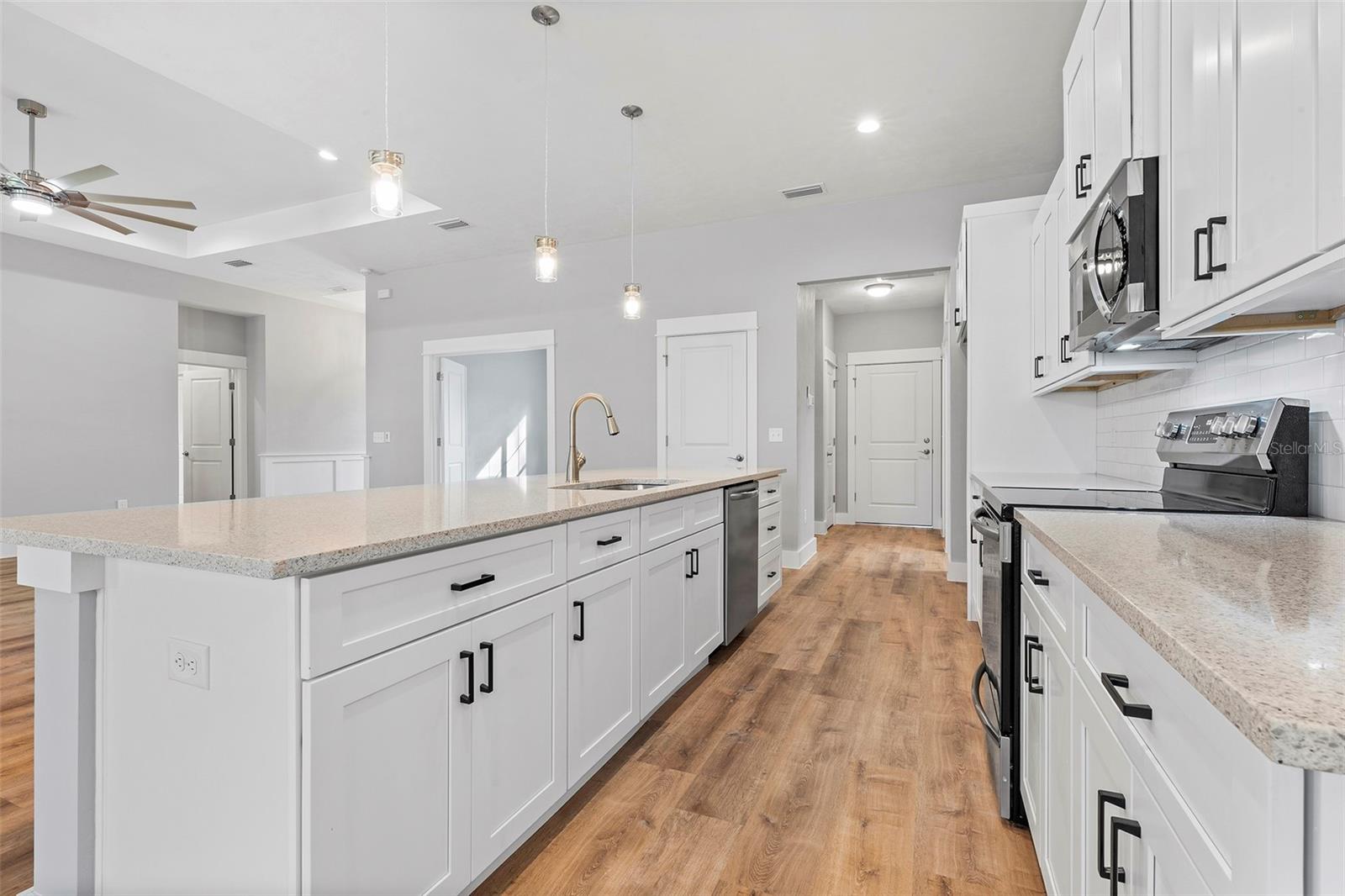 KIMBERLY OAKS - Residential