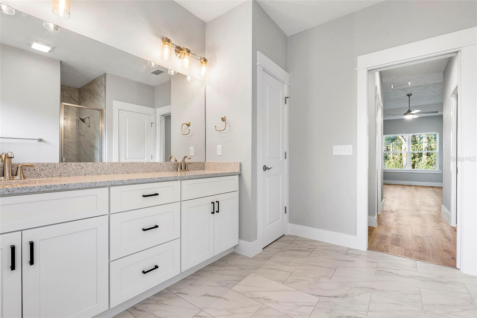 KIMBERLY OAKS - Residential