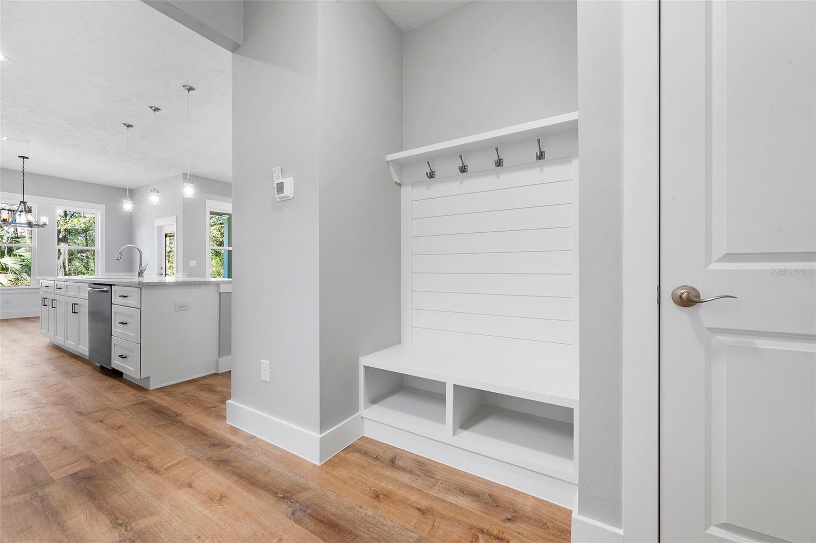 KIMBERLY OAKS - Residential