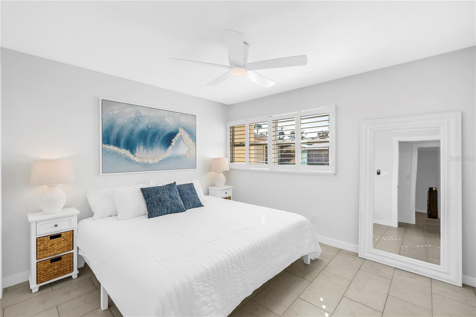 WHISPERING SANDS SEC 5 - Residential