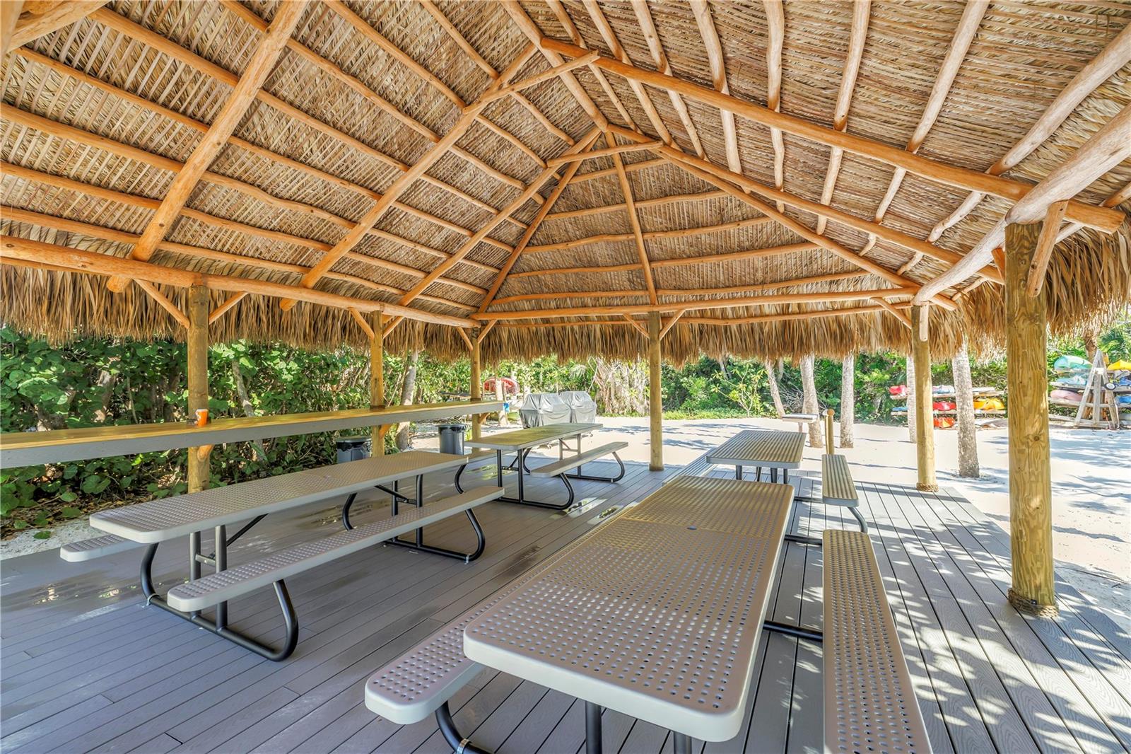 WHISPERING SANDS SEC 5 - Residential