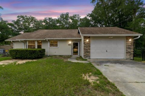 Photo of 3986 S Linwood Terrace, Inverness, FL 34452 (MLS # TB8522897)