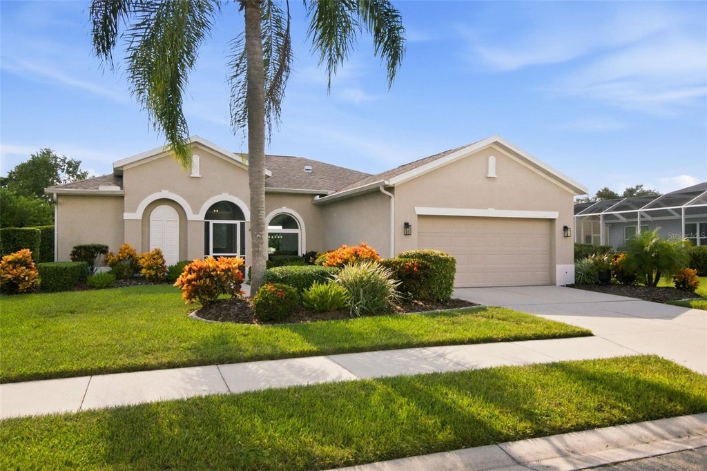 Photo of 414 Londonderry Drive, Sarasota, FL 34240 (MLS # A4707161)