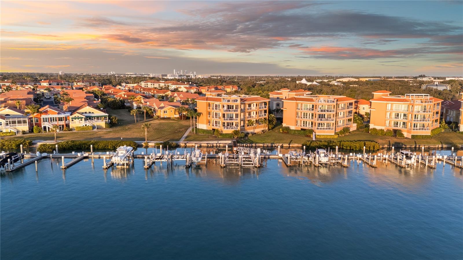 POINTE AT MARINA BAY CONDO THE - Residential