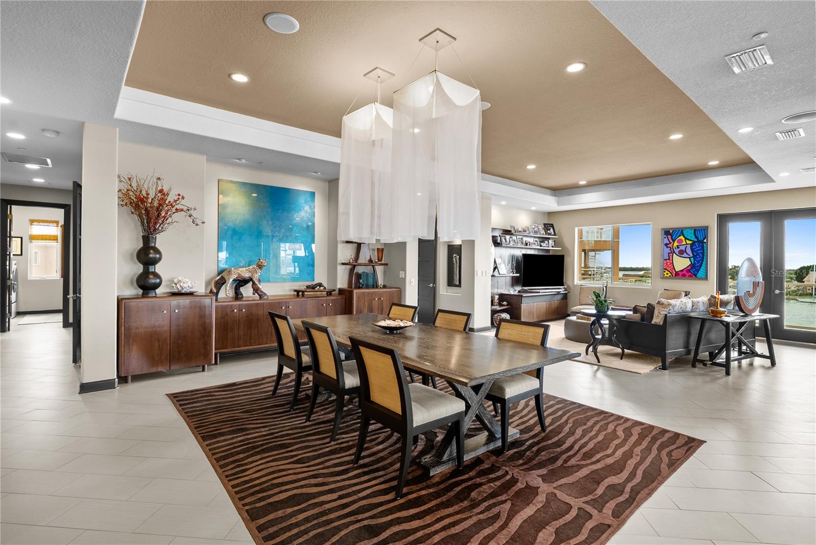 40 BAYVIEW COURT S 3