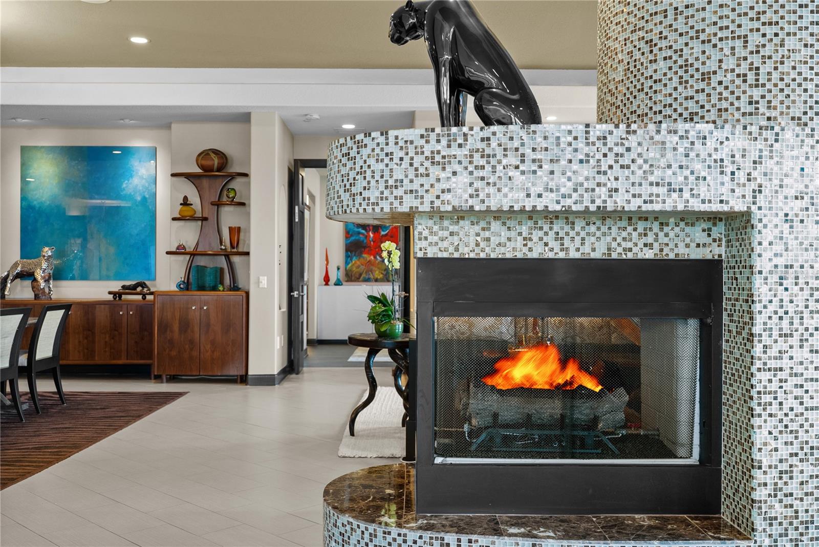 POINTE AT MARINA BAY CONDO THE - Residential