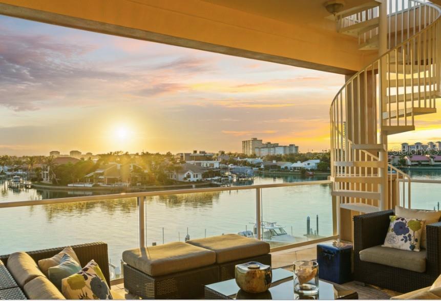 POINTE AT MARINA BAY CONDO THE - Residential