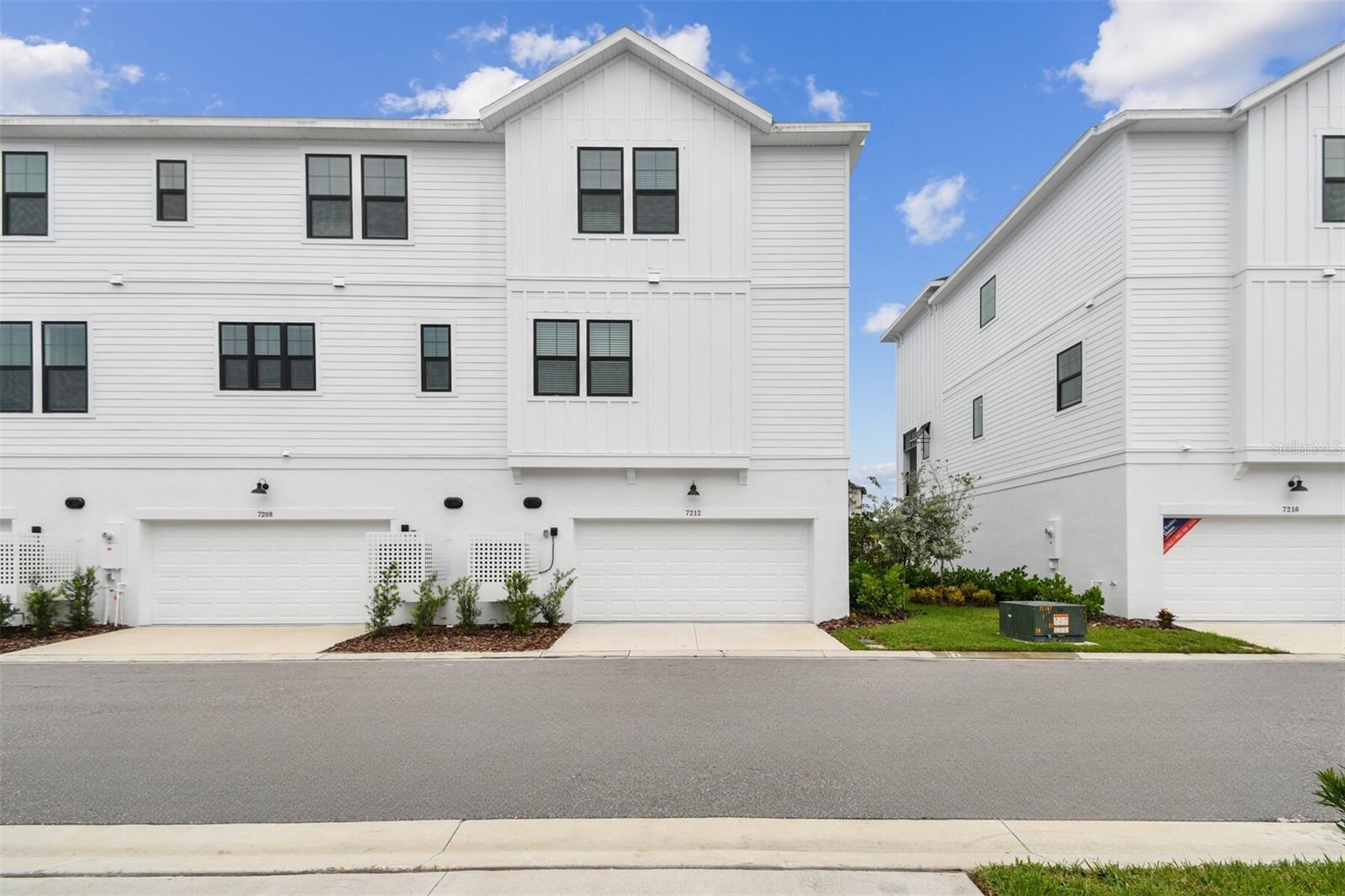 EMERALD LANDING AT WATERSIDE - Residential