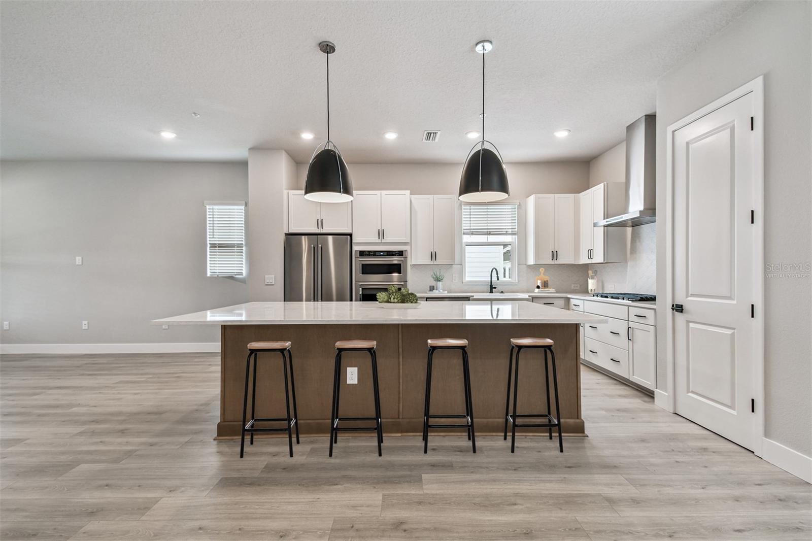 EMERALD LANDING AT WATERSIDE - Residential