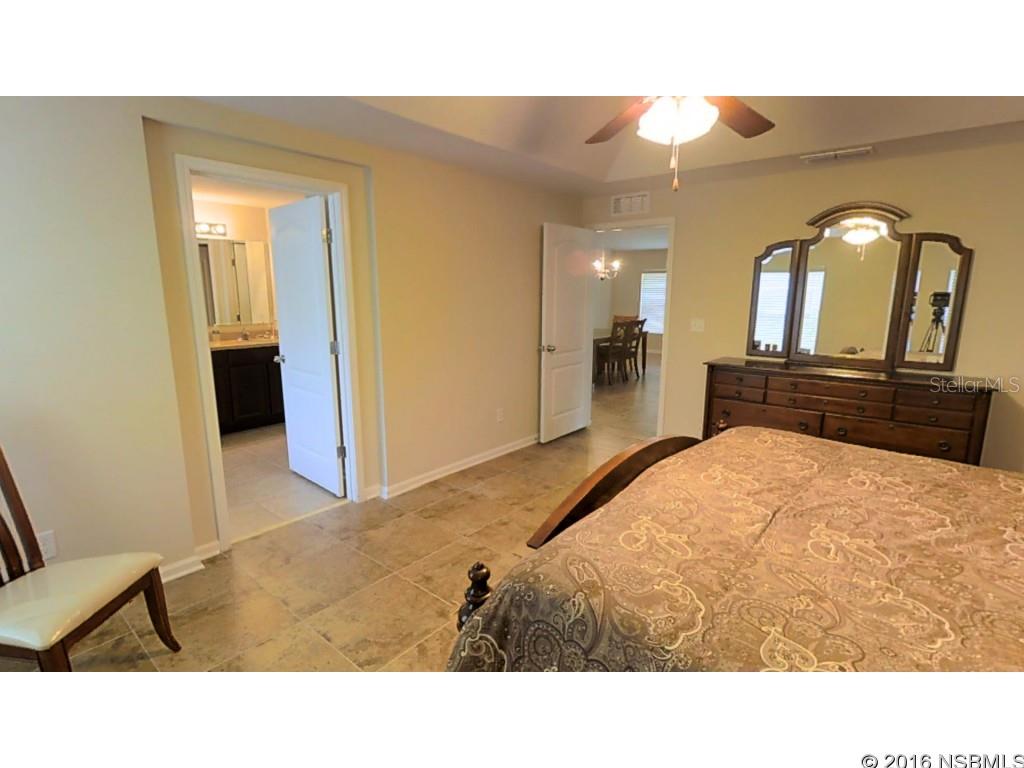 Venetian Bat Un 01 Ph 01B - Residential