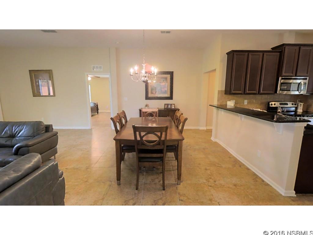 Venetian Bat Un 01 Ph 01B - Residential