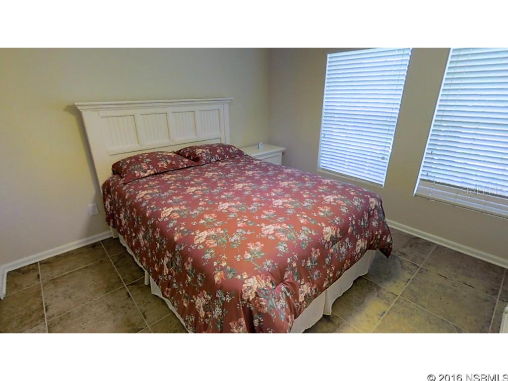 Venetian Bat Un 01 Ph 01B - Residential