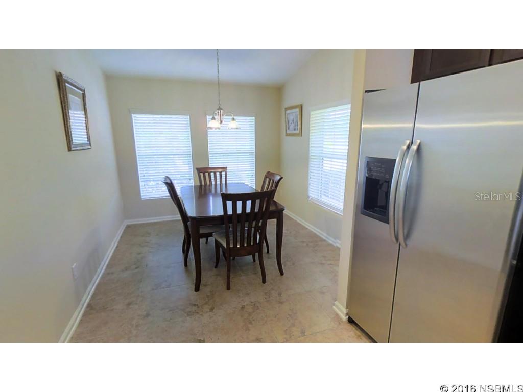 Venetian Bat Un 01 Ph 01B - Residential