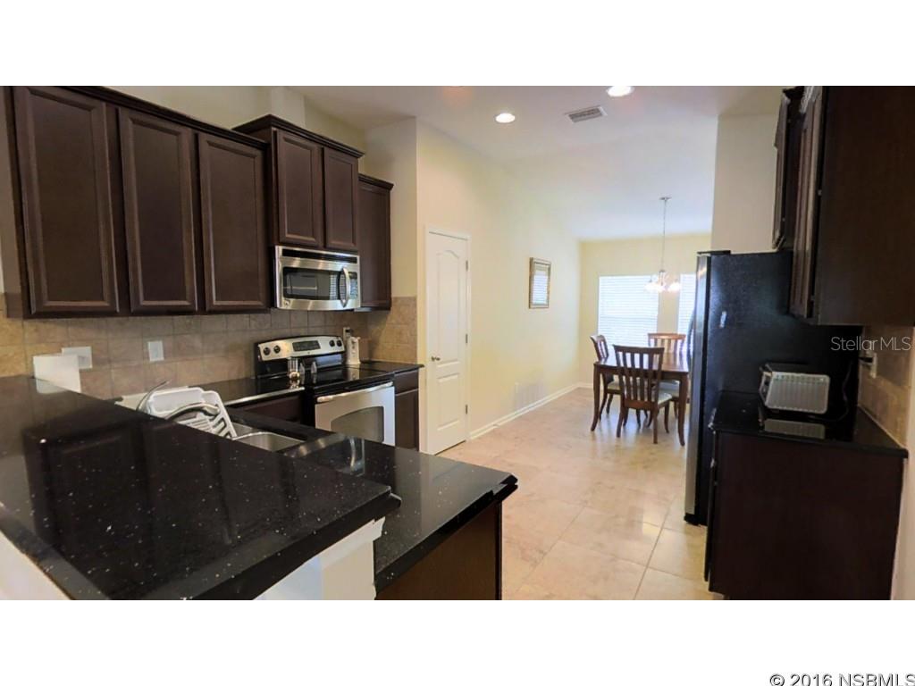 Venetian Bat Un 01 Ph 01B - Residential