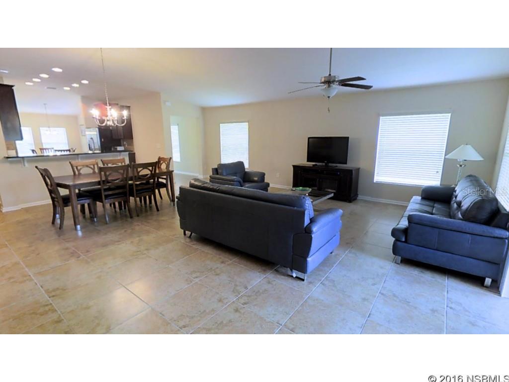 Venetian Bat Un 01 Ph 01B - Residential