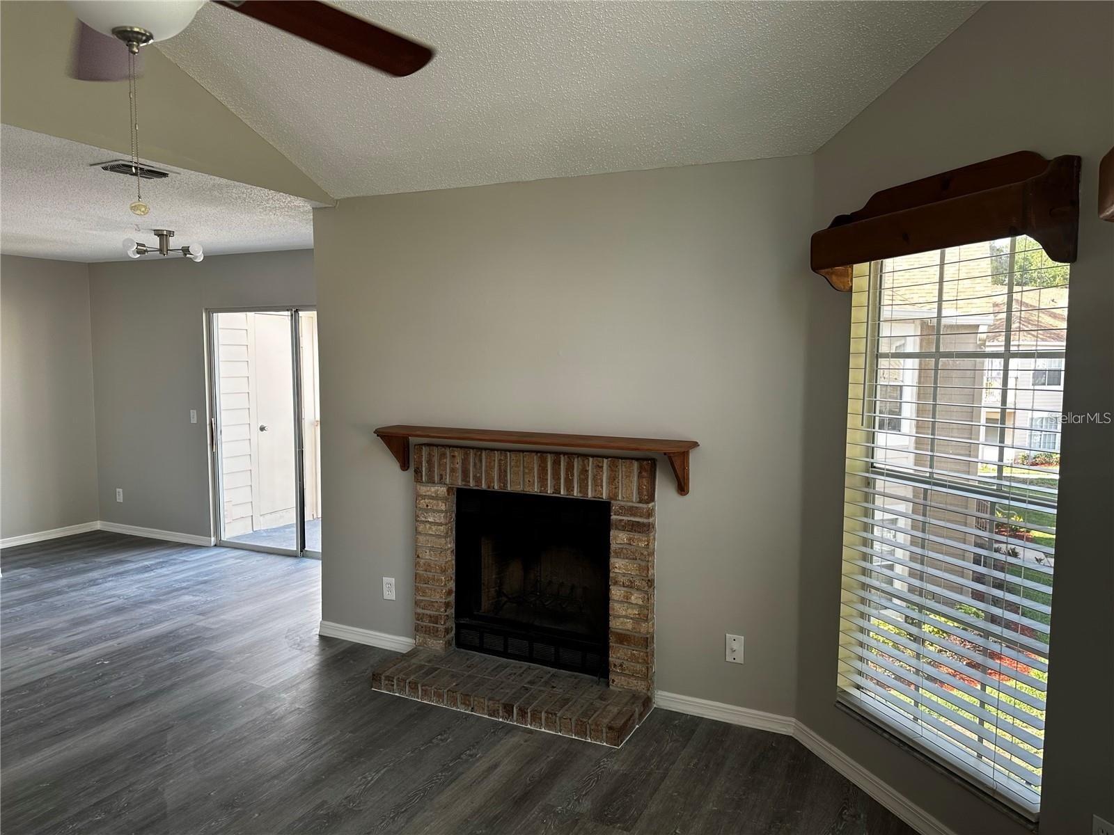 HIDDEN SPGS CONDO - Residential Lease