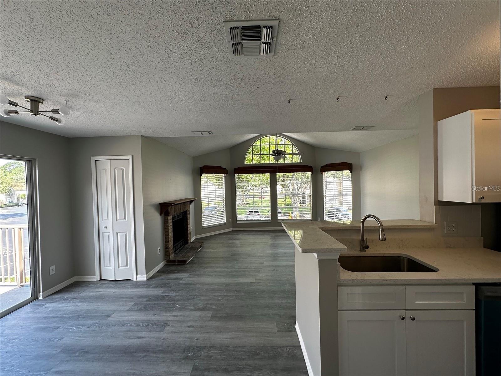 HIDDEN SPGS CONDO - Residential Lease