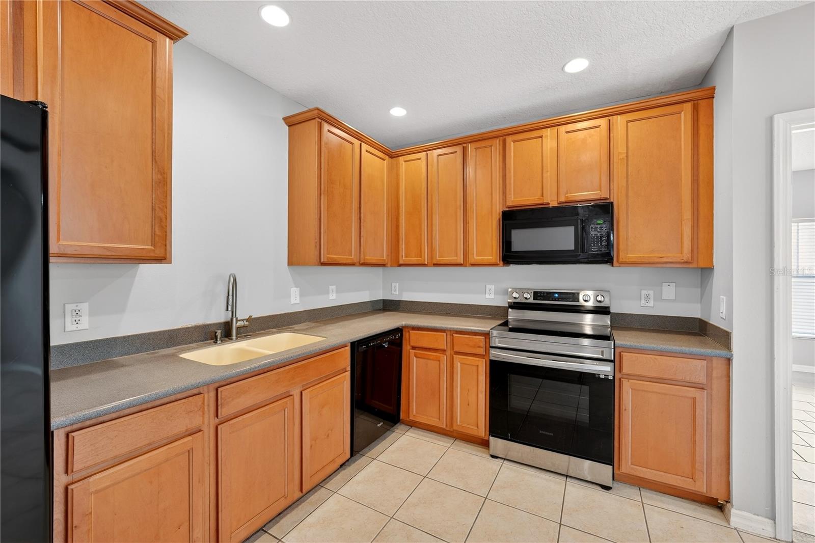 CYPRESS LAKES TOWNHOMES PH 2 UNIT 2 - Residential