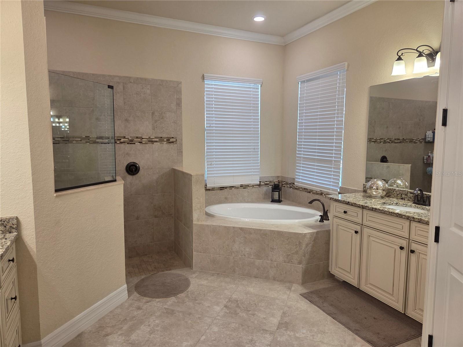 BRIDGEWATER PH III AT LAKEWOOD RANCH - Residential Lease
