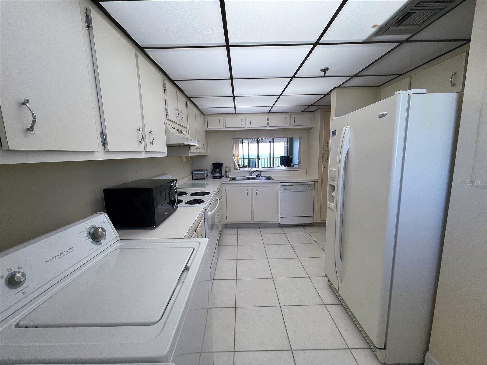 SURFSIDE TOWER CONDO - Residential Lease