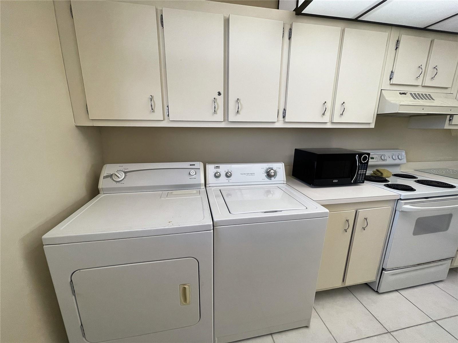 SURFSIDE TOWER CONDO - Residential Lease