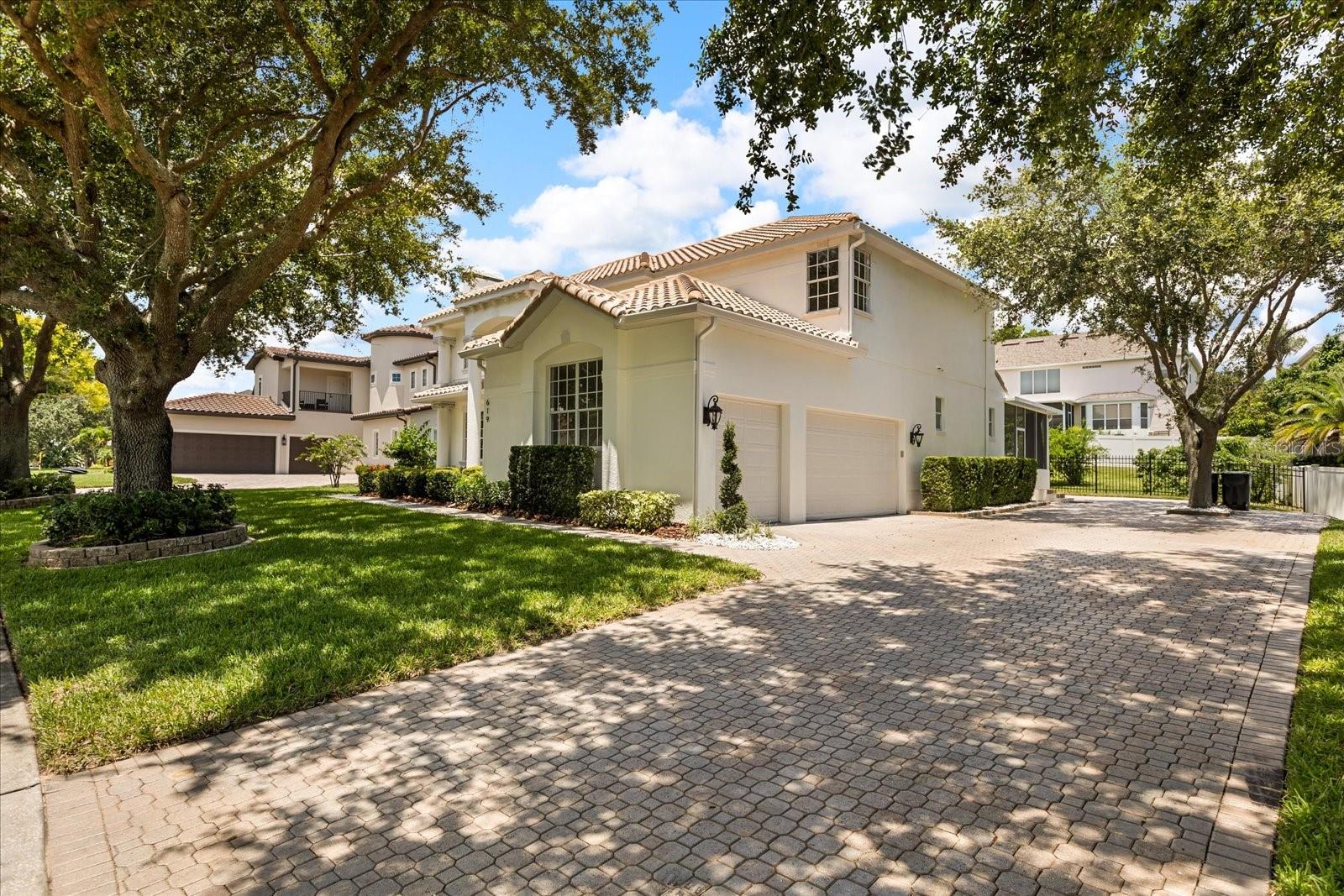 619 LARGOVISTA DRIVE