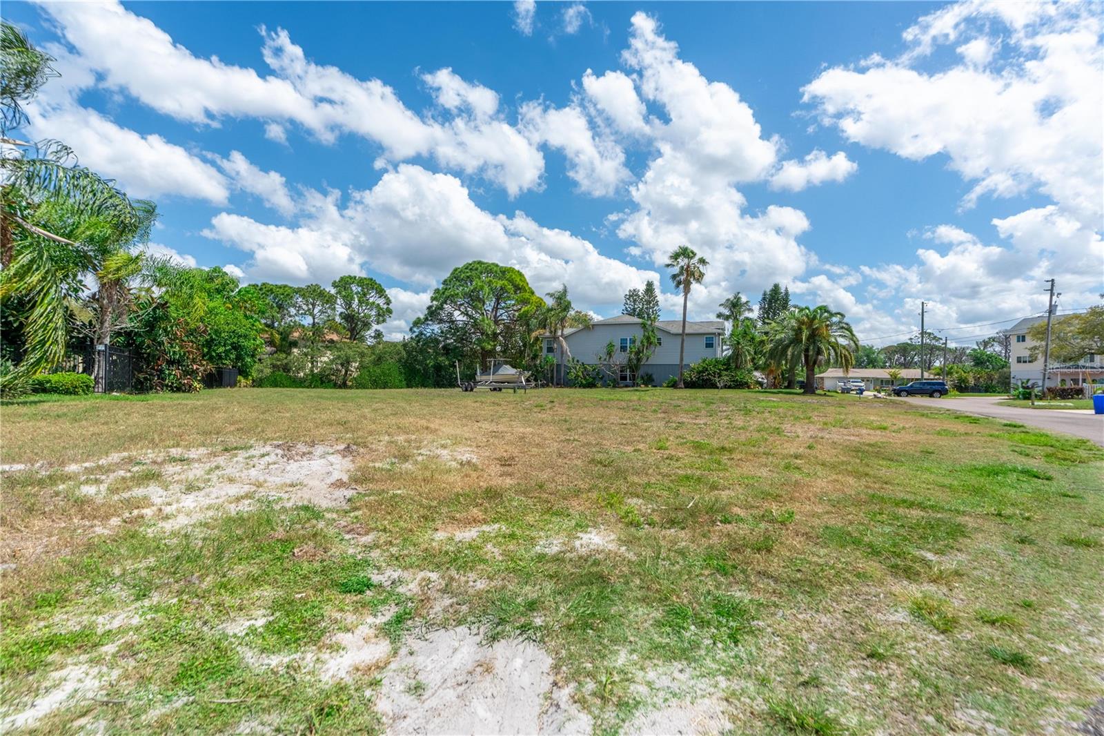 COQUINA BEACH - Land
