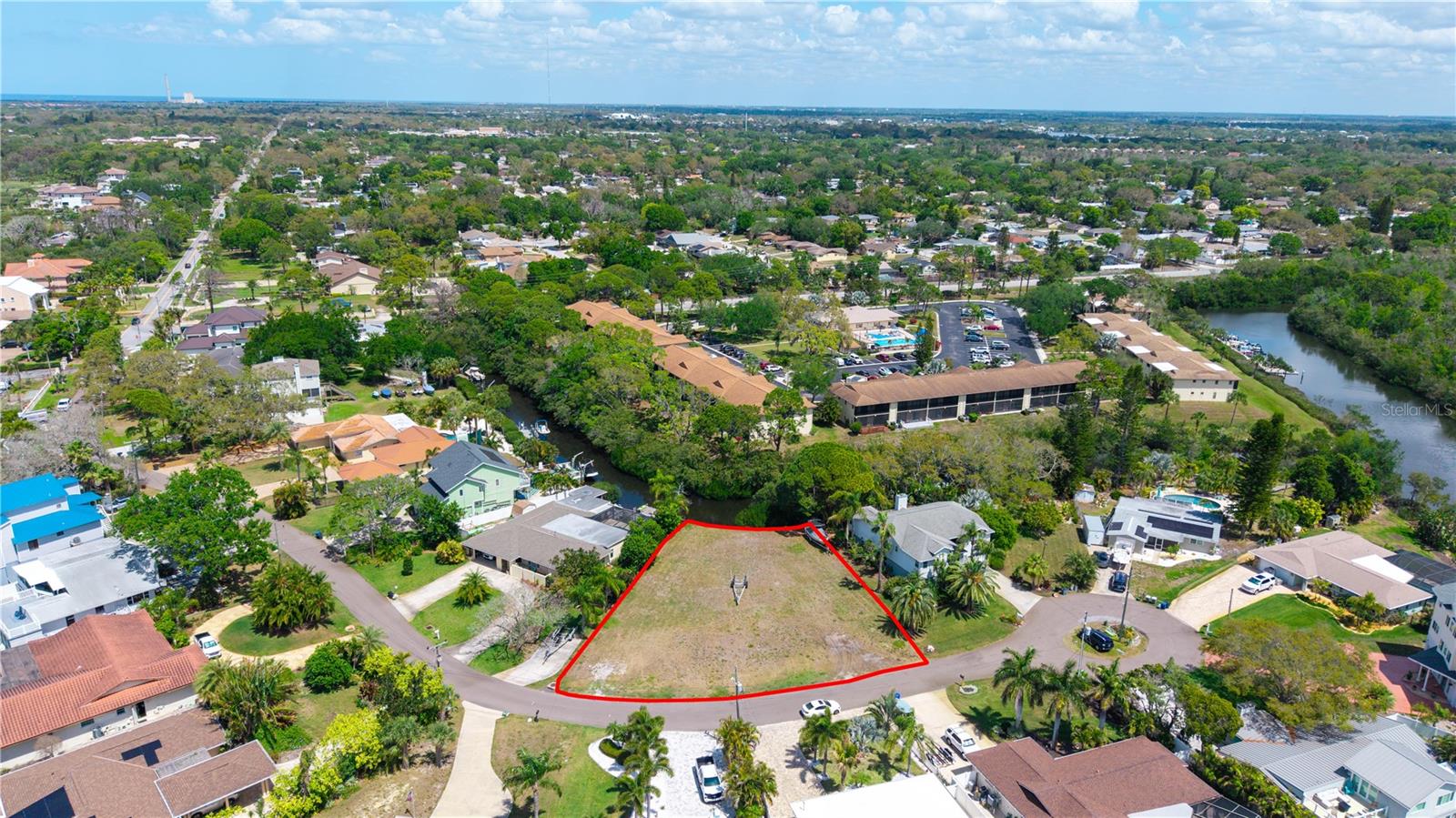 1121 S FLORIDA AVENUE