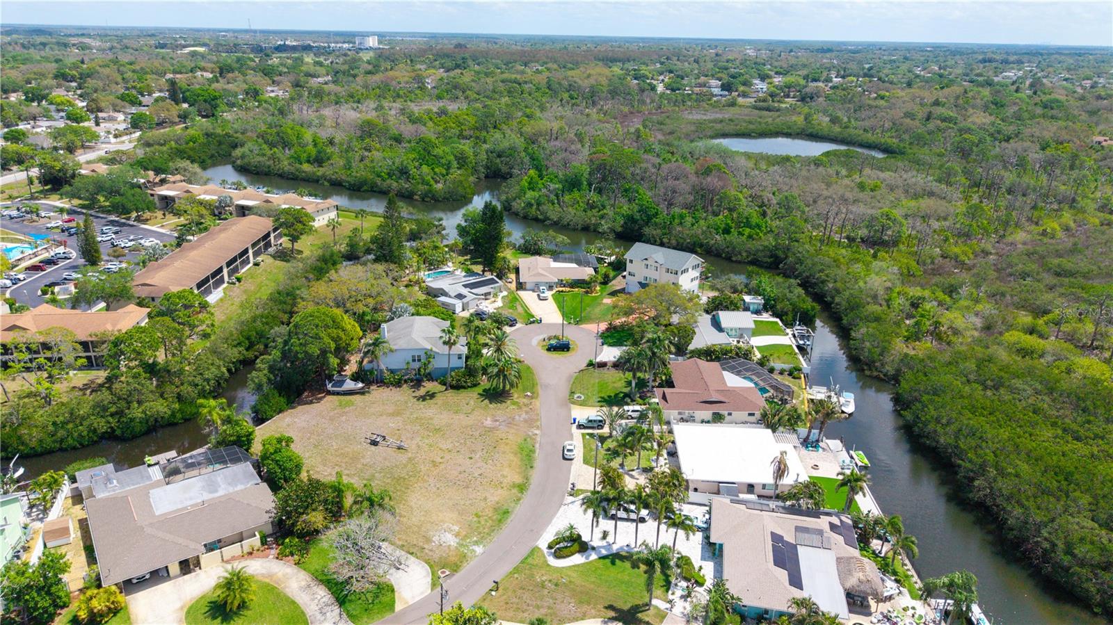 COQUINA BEACH - Land