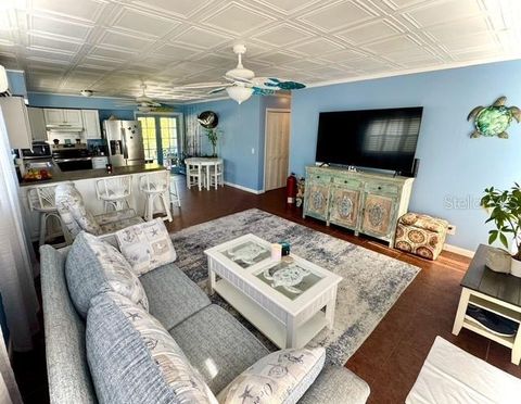 A home in BIG PINE KEY