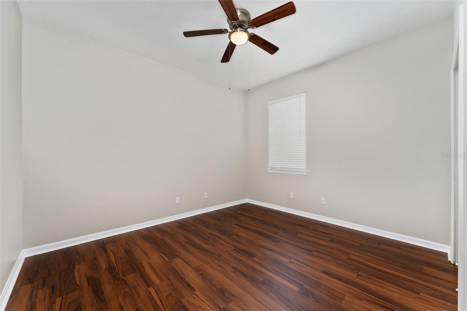 LAKESHORE AT NARCOOSSEE PH 3 - Residential Lease