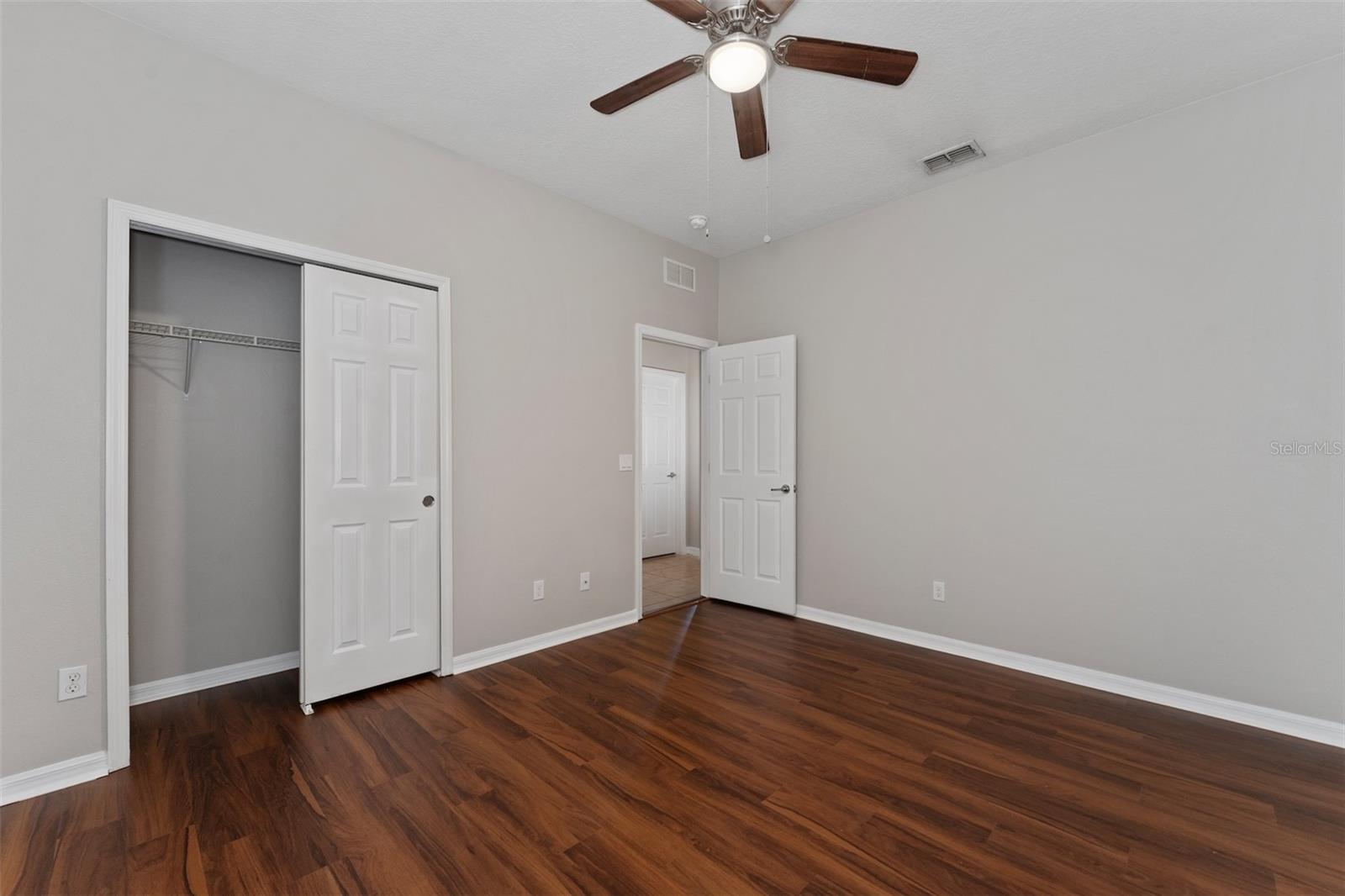 LAKESHORE AT NARCOOSSEE PH 3 - Residential Lease