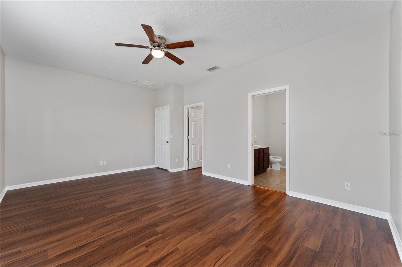 LAKESHORE AT NARCOOSSEE PH 3 - Residential Lease