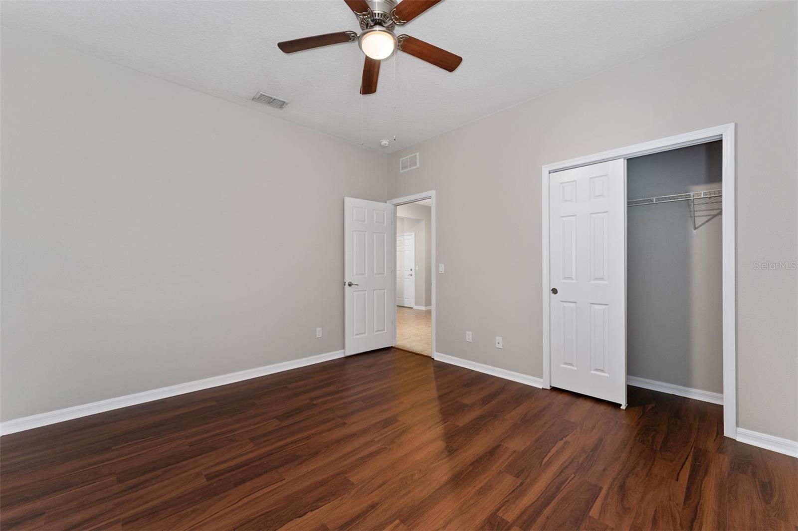 LAKESHORE AT NARCOOSSEE PH 3 - Residential Lease