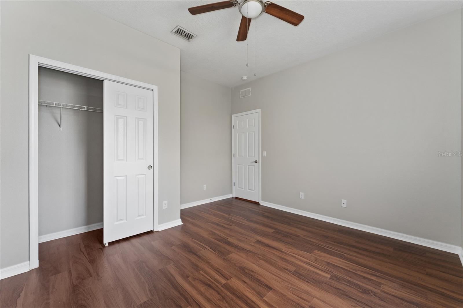 LAKESHORE AT NARCOOSSEE PH 3 - Residential Lease