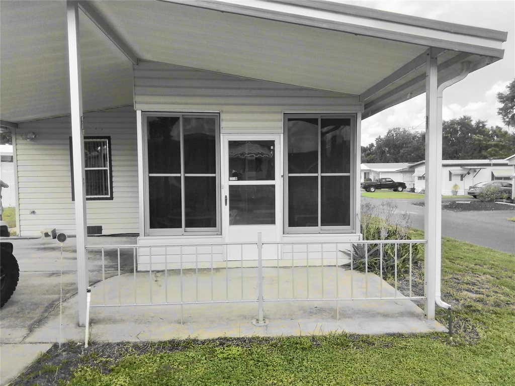 Photo of 915 Mark Road, Leesburg, FL 34748 (MLS # G5116541)