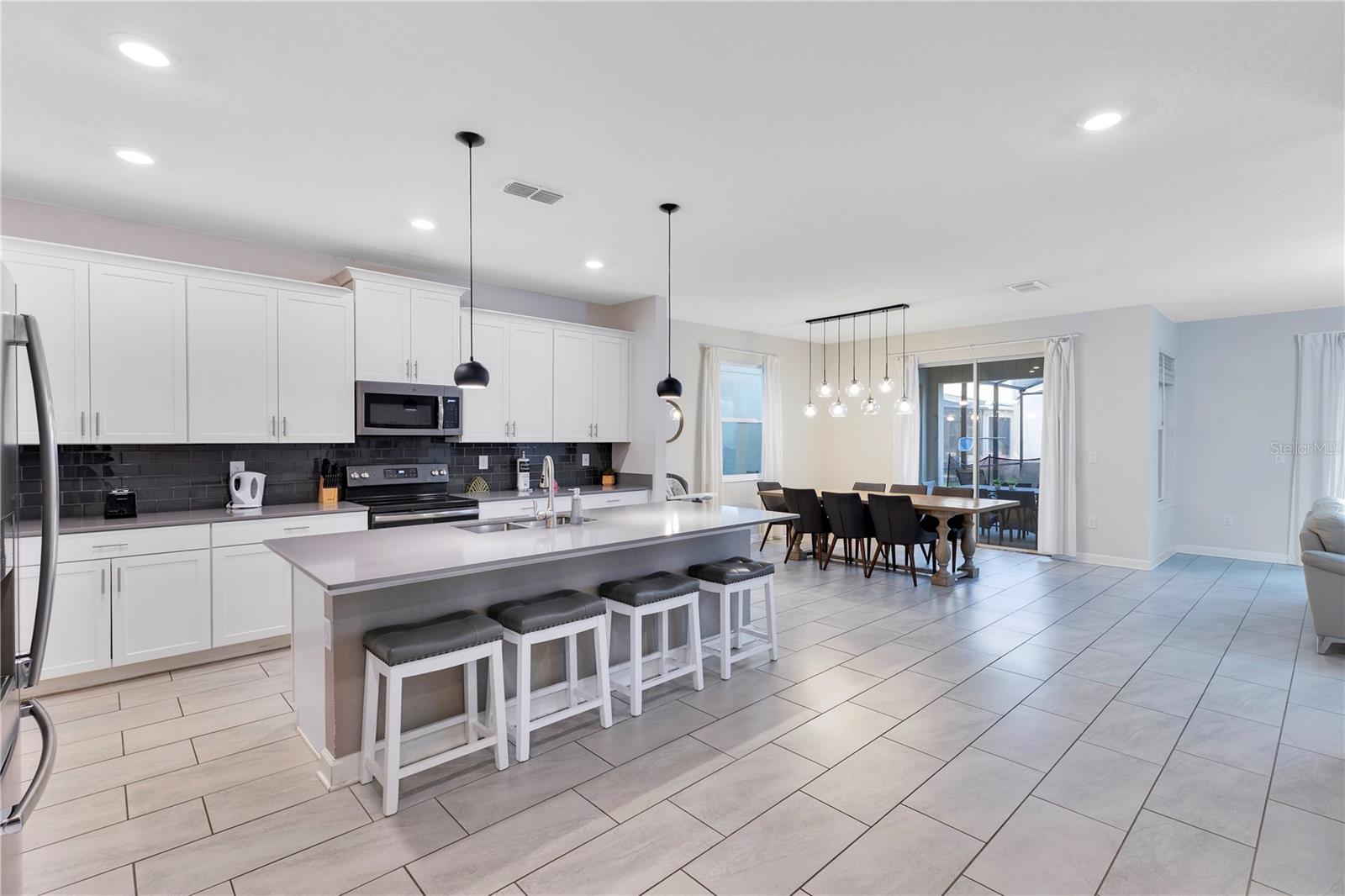 COVE AT STOREY LAKE II - Residential