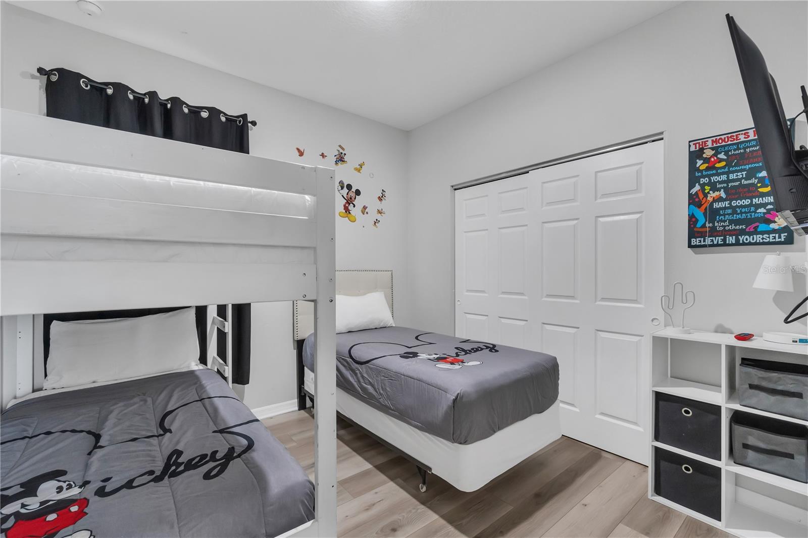 LEGACY PARK PH 02 - Residential Lease