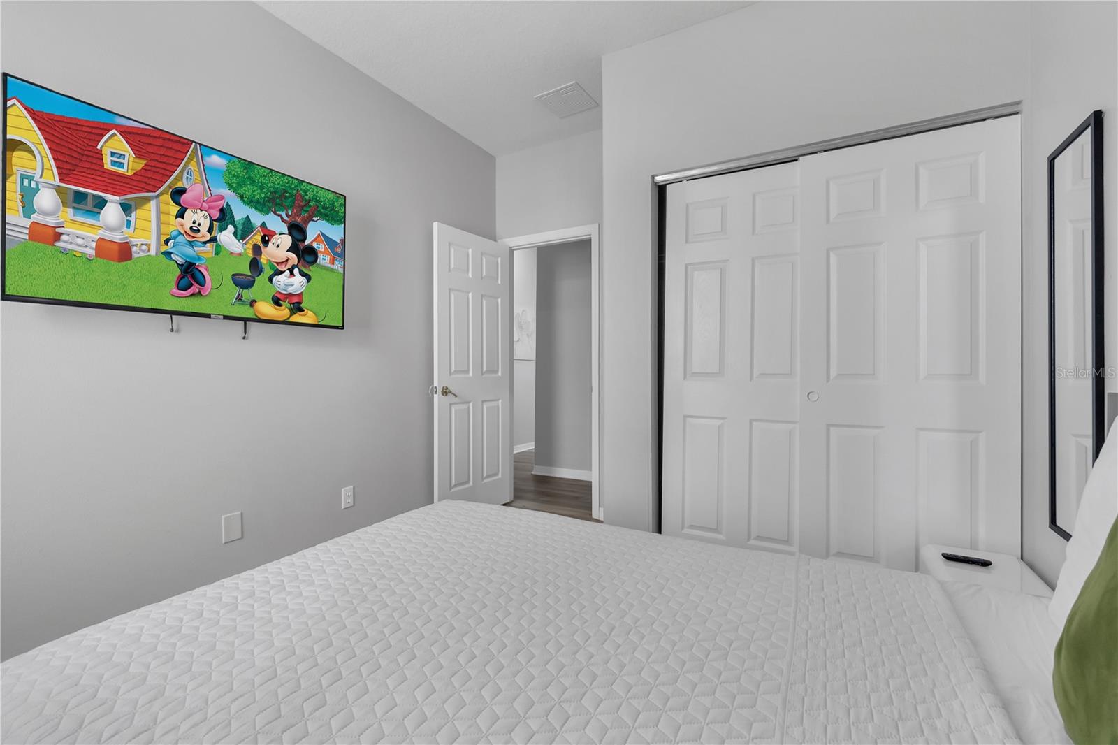 LEGACY PARK PH 02 - Residential Lease