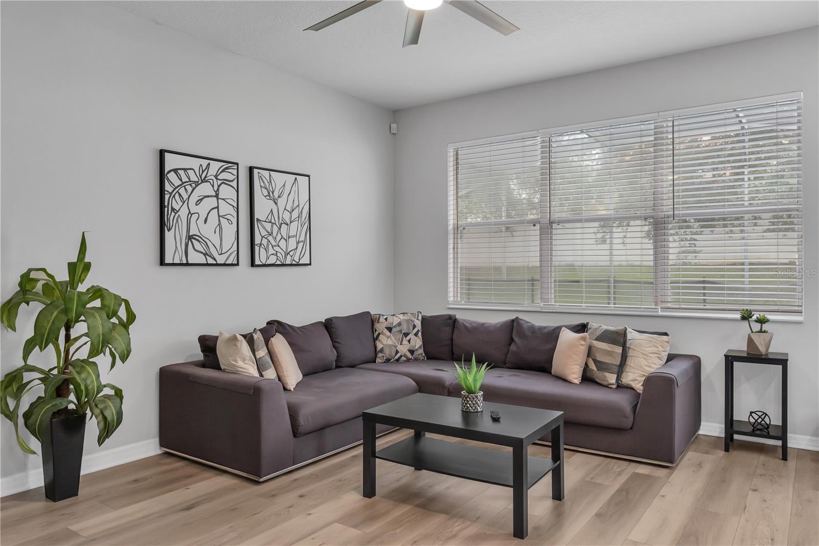 LEGACY PARK PH 02 - Residential Lease