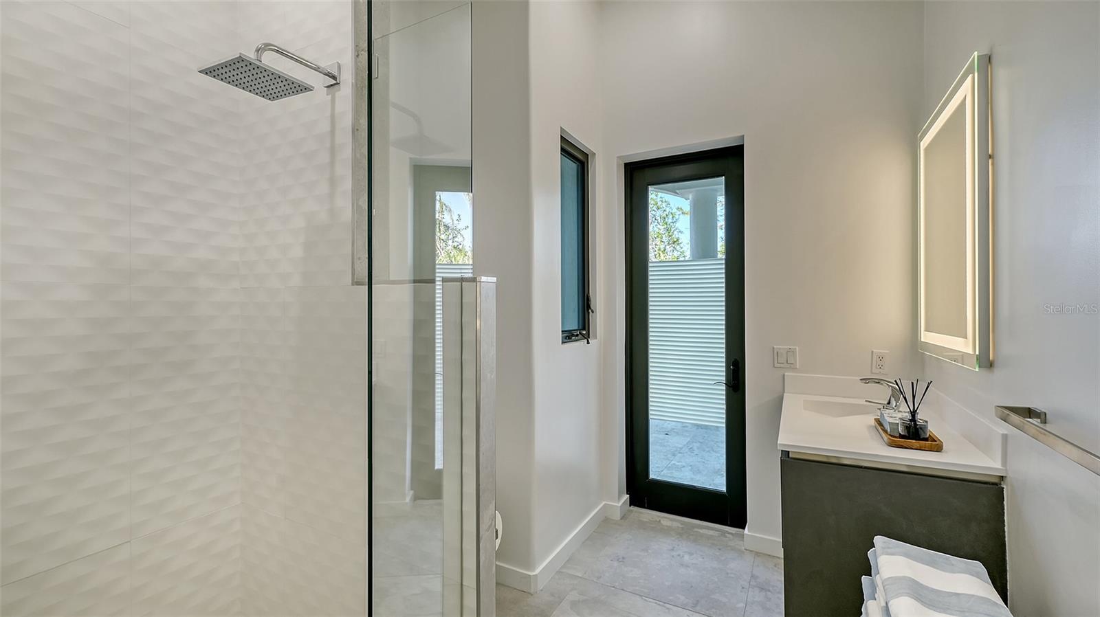 HARBOR ACRES SEC 2 - Residential