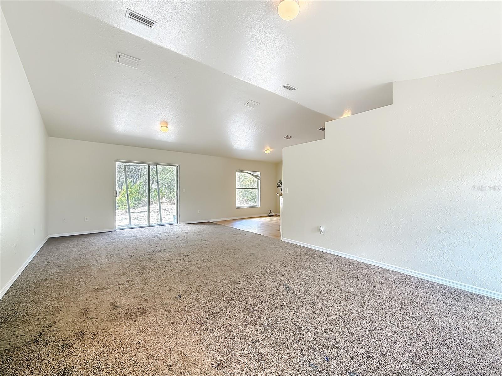 SILVER SPGS SHORES UN 35 - Residential